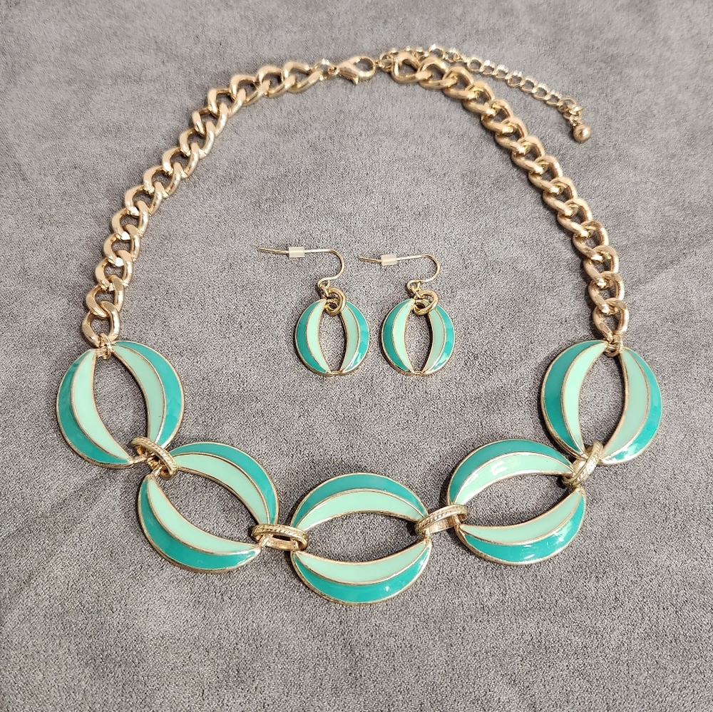 True" Brand Green Enameled Goldtone Necklace & Earring Set (2)
